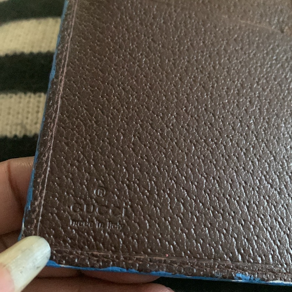 Authentic Gucci Monogram Logo Wallet! - image 5